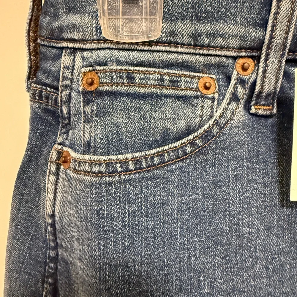 NWT J. Crew Classic Casual Chic Minimalist Denim Pencil Skirt - Size 0